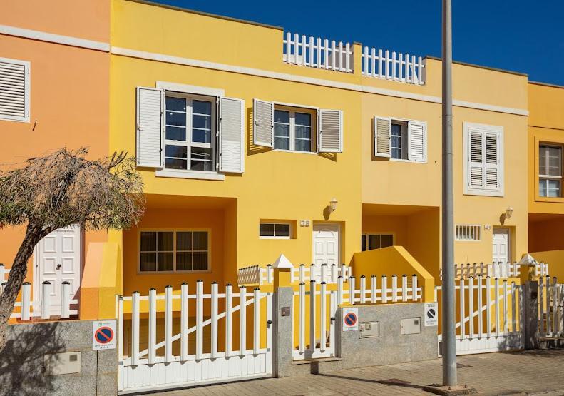 Duplex En El Centro De Galdar Apartamento Exterior foto